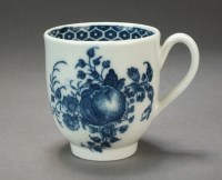 Lot 227 - A Caughley coffee cup transfer-printed in the...