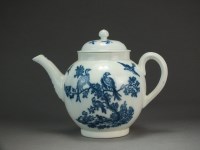 Lot 237 - A Caughley teapot and cover transfer-printed...