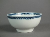 Lot 255 - A small Caughley bowl painted with a Single...