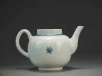 Lot 324 - A Caughley teapot, lacking cover, painted with...