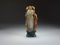 Lot 585 - A Chinese carved agate vase and cover, late...