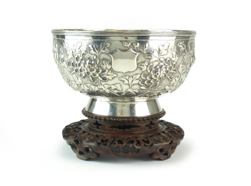 Lot 621 - A Chinese silver bowl by Guang Li, Shanghai,...
