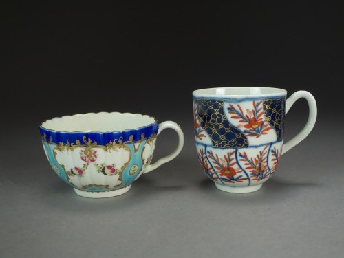 Lot 14 - A Worcester porcelain coffee cup decorated in...