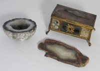 Lot 290 - A 20th century gilt metal and agate jewellery...