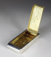 Lot 85 - A George III silver snuff box, John Shaw,...