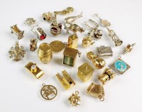 Lot 179 - A collection of 9ct gold, yellow metal and...