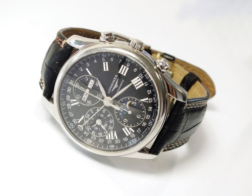 Lot 342 - A Gentleman's Longines stainless steel...