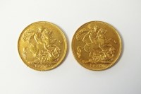 Lot 627 - An Edward VII sovereign, dated 1904, together...