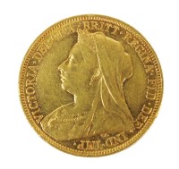 Lot 640 - A Victorian old head sovereign, dated 1895