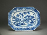 Lot 82 - A rare Caughley dish or stand painted in the...