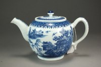 Lot 104 - A Caughley teapot and cover transfer-printed...
