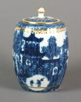 Lot 156 - A Caughley tea canister and cover...