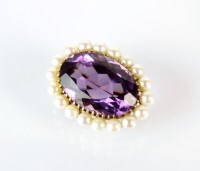 Lot 231 - A 9ct gold amethyst and seed pearl cluster...