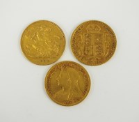 Lot 621 - Three Victoria half sovereigns, comprising a...