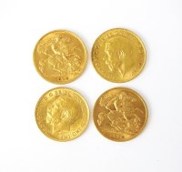 Lot 673 - Four George V half sovereigns, dated 1913 and...