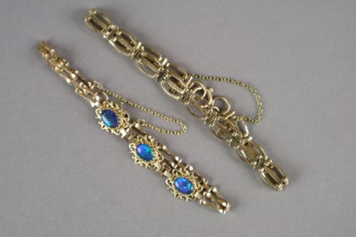 Lot 10 - A 9ct gold gate link bracelet, together with...