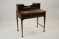 Lot 236 - An Edwardian mahogany 'bonheur du jour' the...