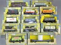 Lot 183 - Wrenn OO Wagons, W5049 GWR box Fruit Van,...