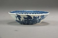 Lot 104 - A Caughley tart or patty pan transfer-printed...