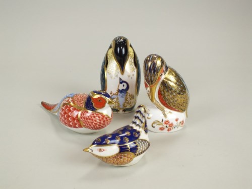 Lot 132 - Royal Crown Derby paperweights to include a...