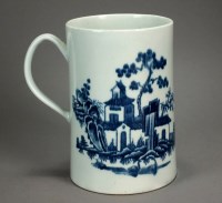 Lot 7 - A Worcester porcelain cylindrical mug transfer-...