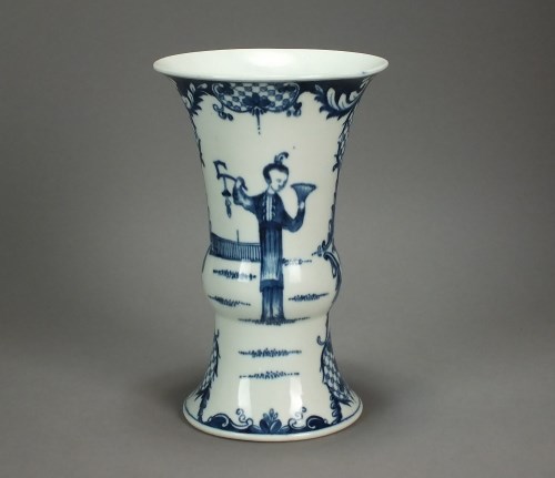 Lot 10 - A Worcester porcelain gu form vase painted in...