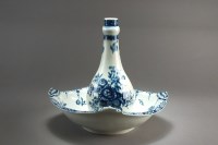 Lot 11 - A Worcester guglet and basin transfer-printed...