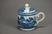 Lot 47 - A Caughley porcelain custard cup and cover...