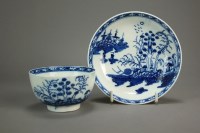 Lot 79 - A Caughley porcelain tea bowl and saucer,...