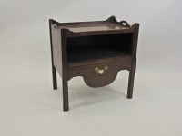 Lot 278 - A George III mahogany tray top commode night...