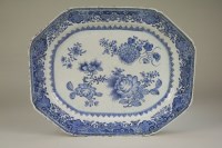 Lot 126 - A Chinese blue and white platter 18th Century...