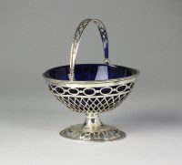 Lot 125 - A silver pedestal basket, import marks for...