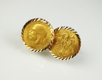 Lot 251 - A pair of George V sovereign set cufflinks,...