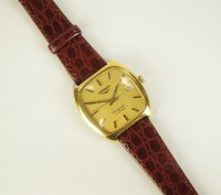 Lot 284 - A Gentleman's gold plated Longines conquest...