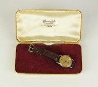 Lot 292 - A Gentleman's 9ct gold Smiths De Luxe...