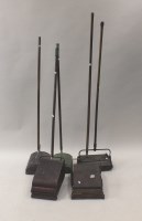 Lot 62 - Five various vacuum and carpet sweepers to...