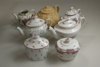 Lot 125 - An 18th century Worcester polychrome teapot,...