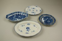 Lot 144 - Caughley porcelain, circa 1775-90, comprising...