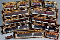 Lot 225 - Mainline Railways (boxed): 37060 LMS Crimson...