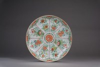 Lot 16 - A large Chinese famille verte dish 18th...