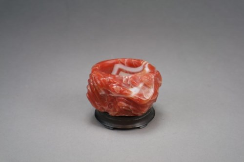 Lot 34 - A Chinese carnelian agate brush washer Qing...