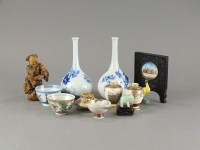 Lot 286 - A group of Asian ceramics and works of art...