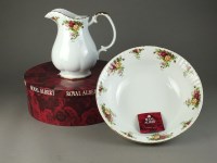 Lot 191 - A Royal Albert Old Country roses wash basin...